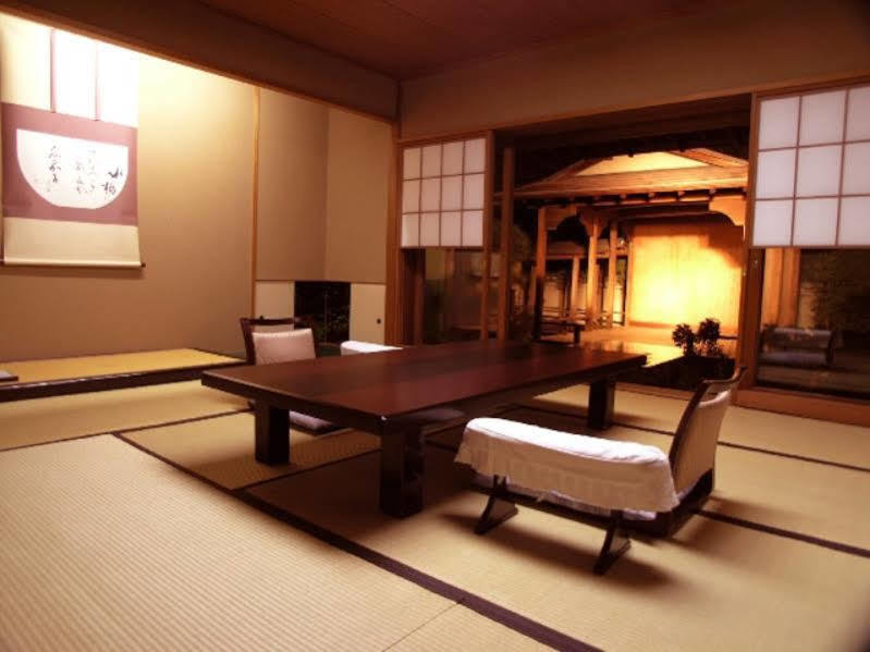 Atamisekitei Annex Sakuragaokasaryo Hotel Luaran gambar